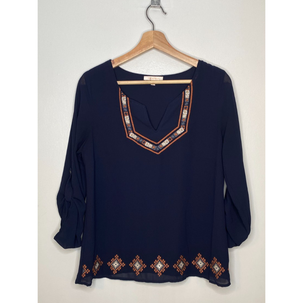 Skies Are Blue Embroidered Top Women's Small Southwestern Boho 3/4 Sleeve Blouse